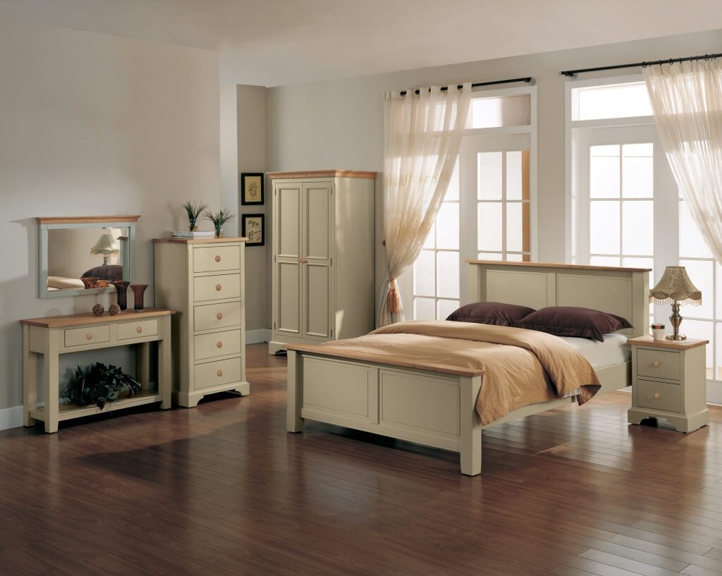 cream pine bedroom furniture set