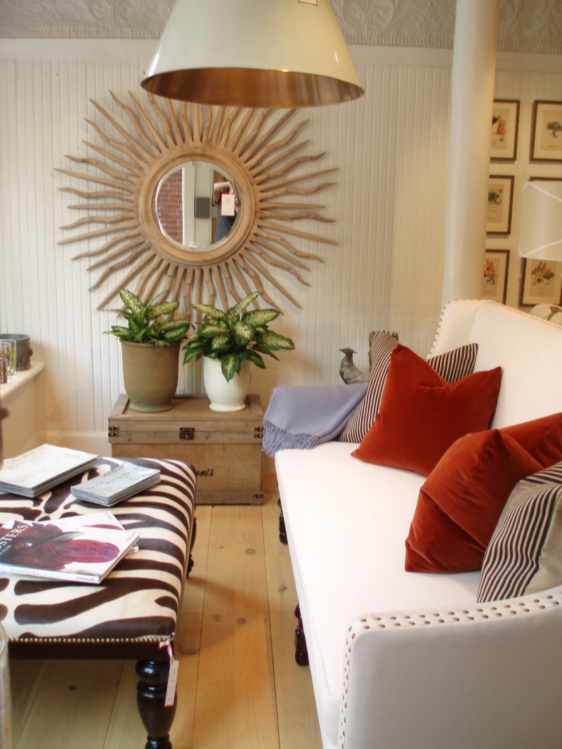 small decorative mirrors for living room