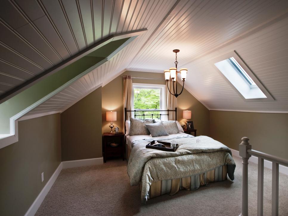 bedroom attic decorating