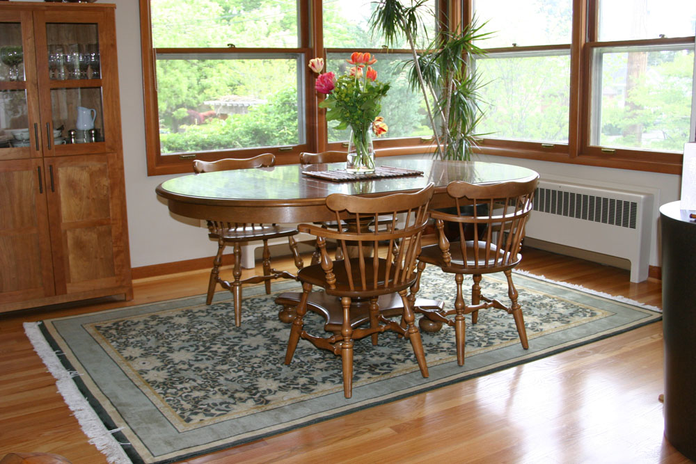 beige dining room rug