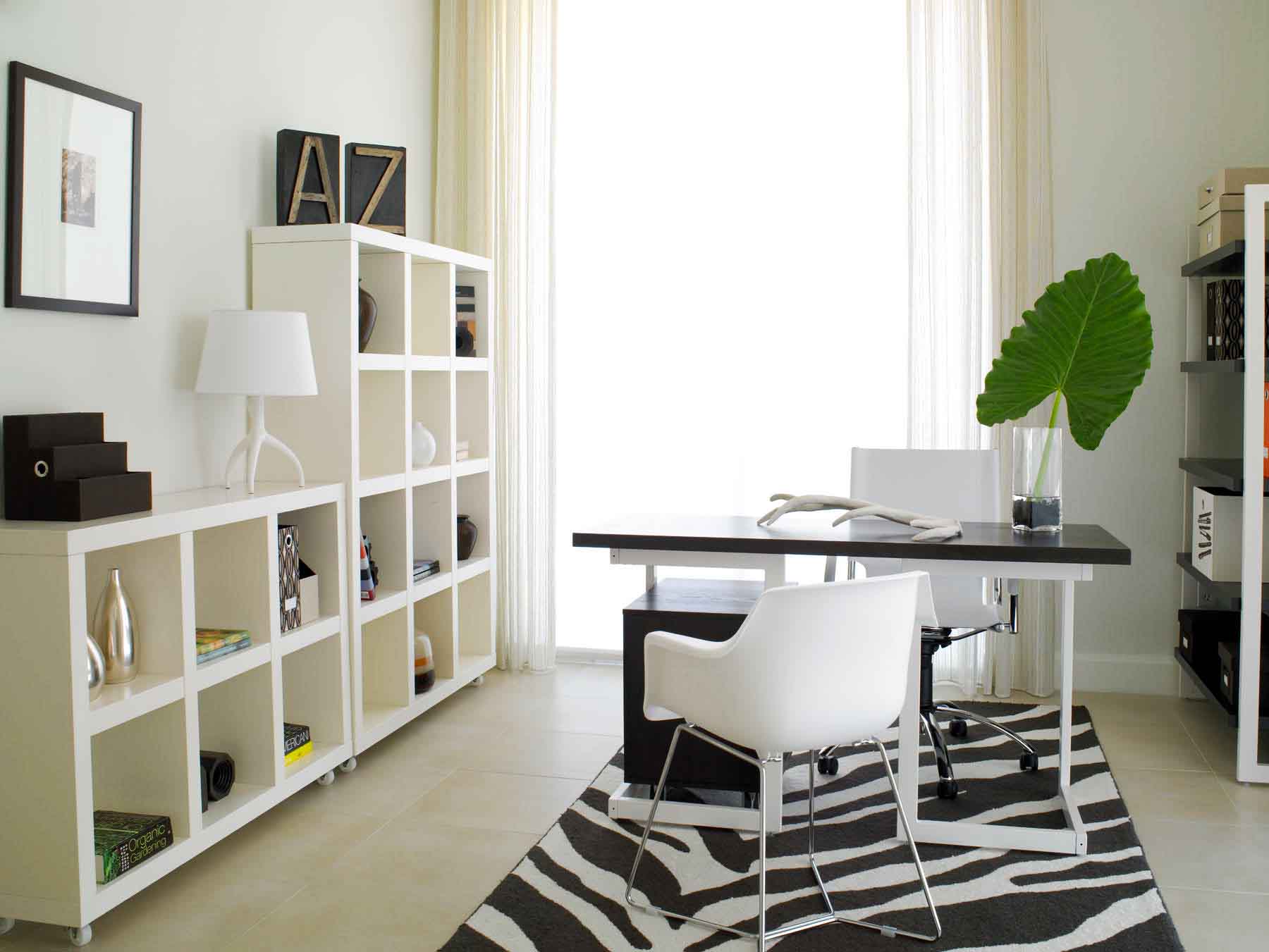black and white office decor ideas