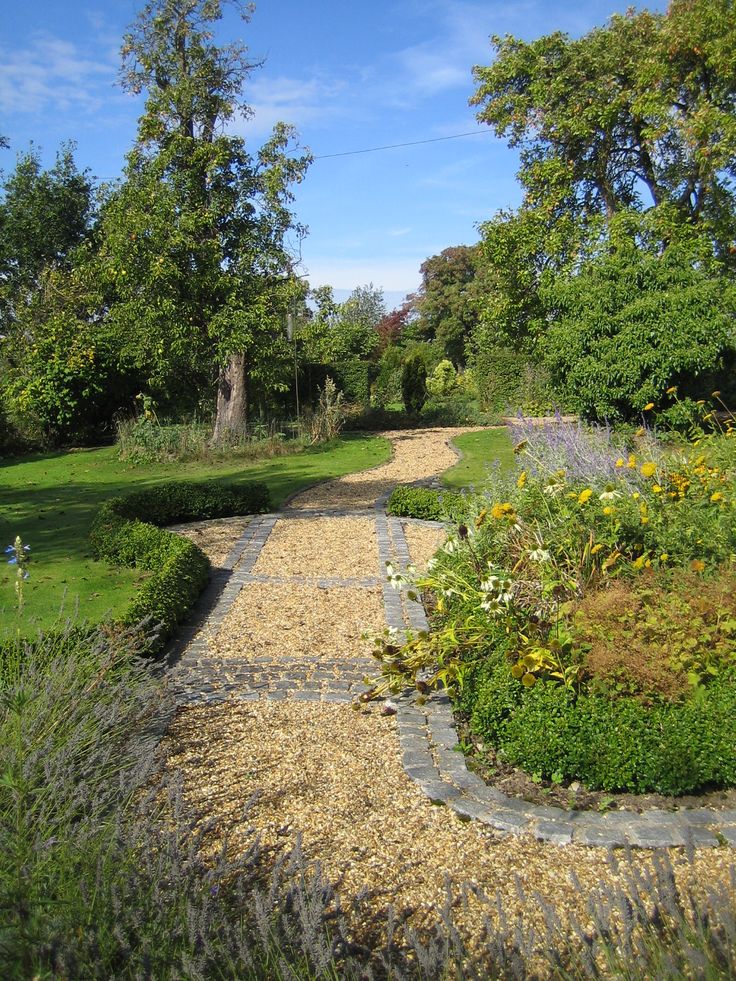 country garden edging ideas