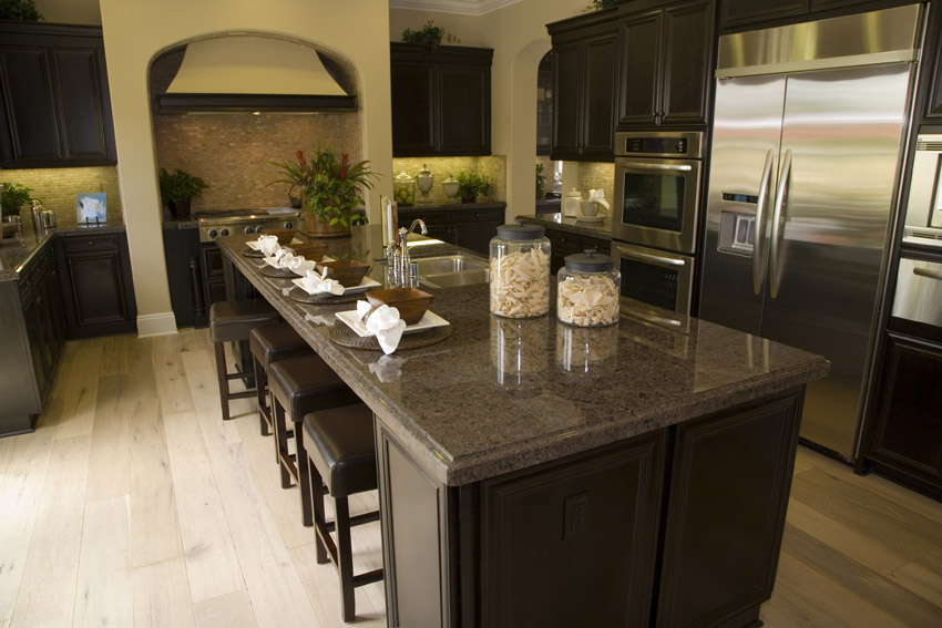 dark kitchen cabinets with dark granite