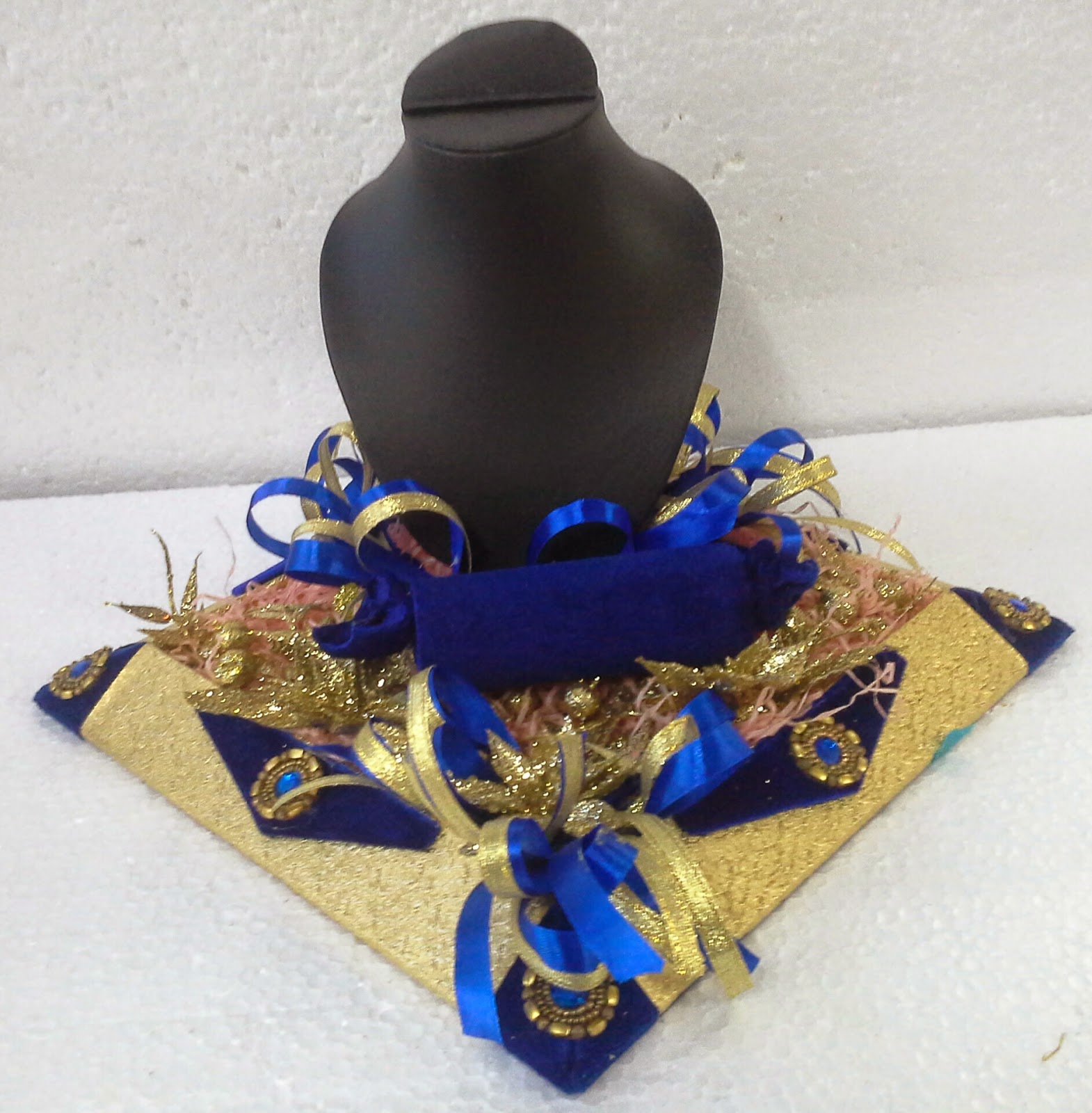 decorative jewelry tray