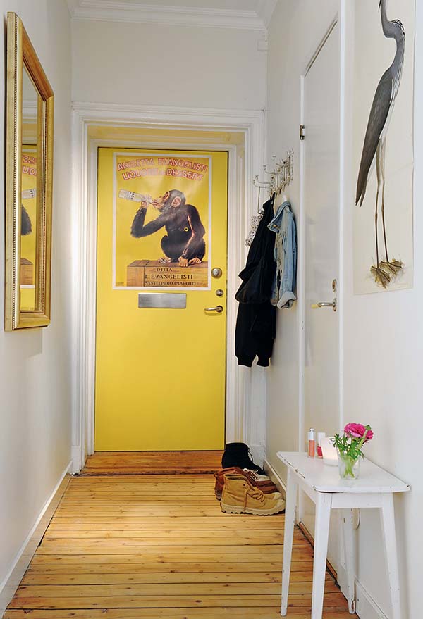 front door apartment decor