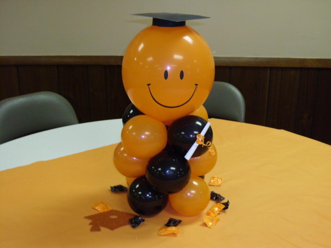 graduation decoration ideas with balloons