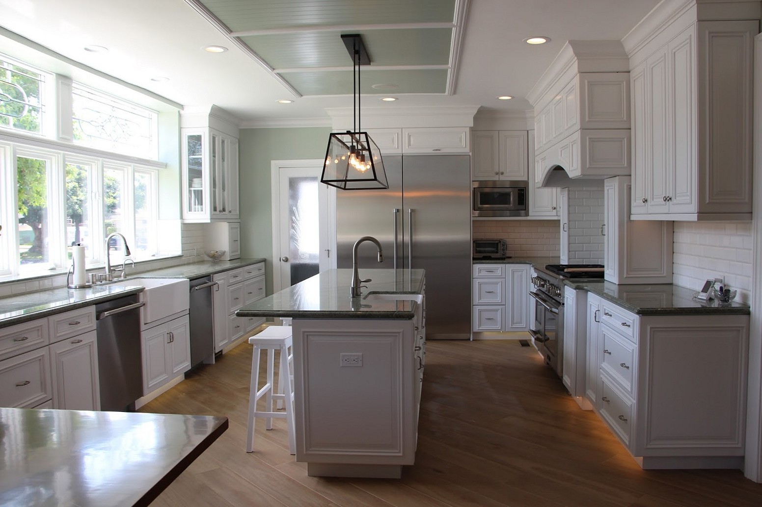 grey kitchen cabinet design ideas