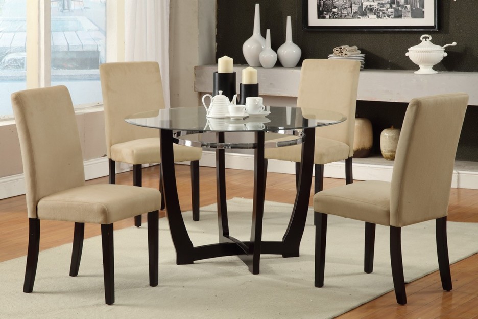 round dining room tables chairs