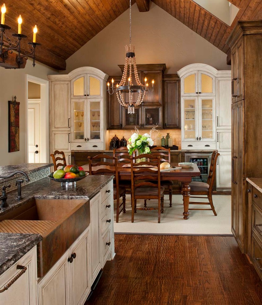 traditional farmhouse kitchens