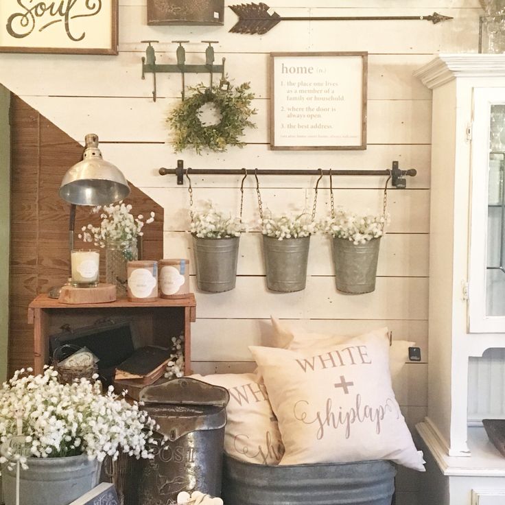 wall decor ideas for entryway