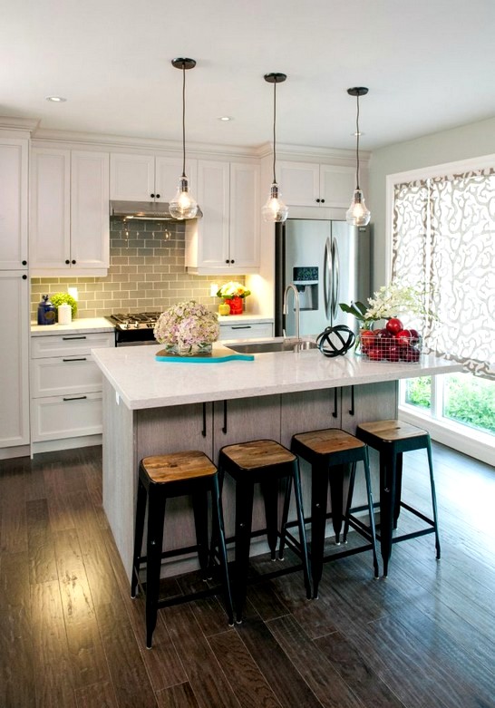 Beautiful-Mini-Pendant-Light-Over-Kitchen-Island-For-Your-Home